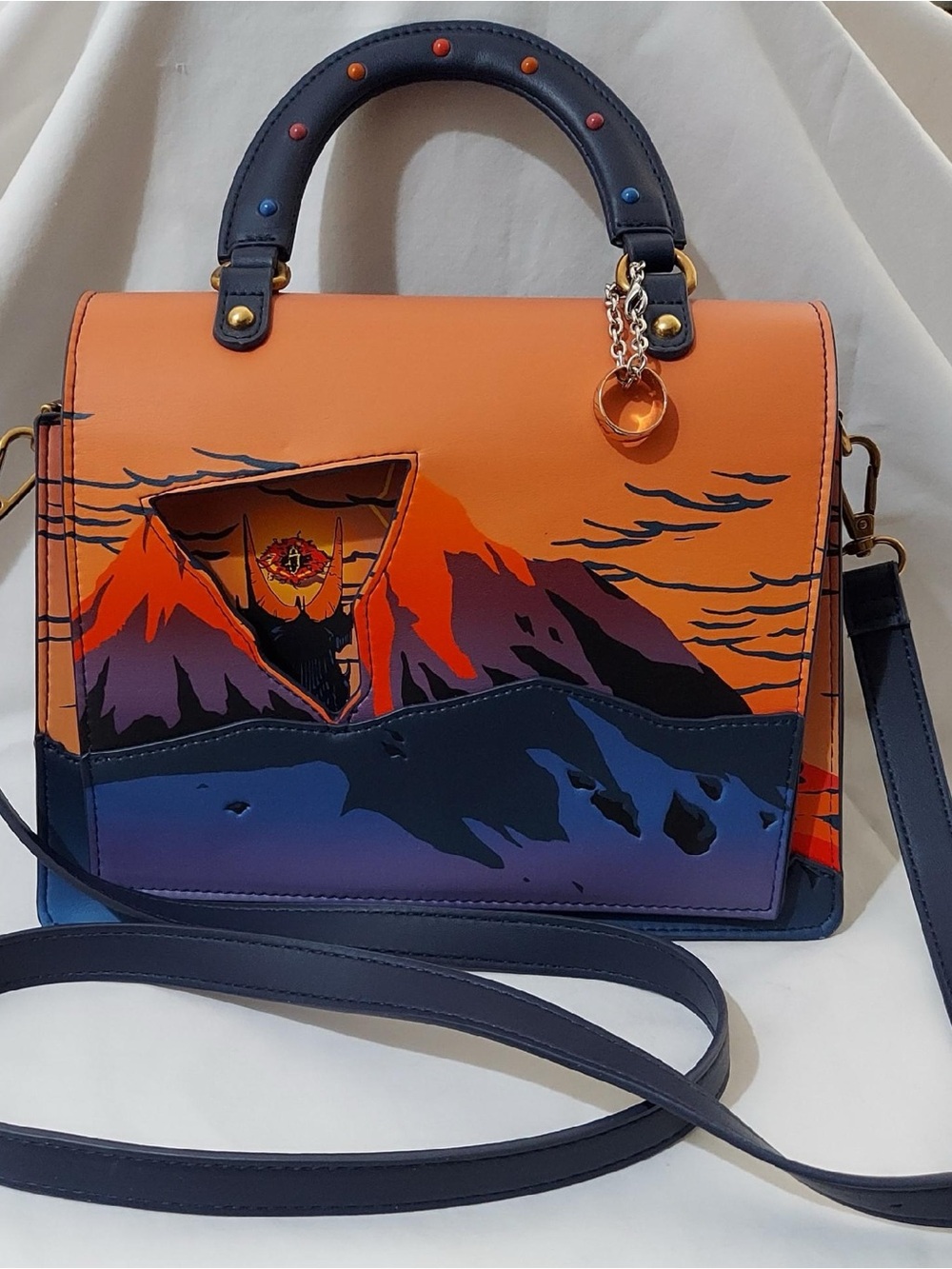 EUC Lord of the Rings Mordor Handbag - BoxLunch Exclusive + wallet